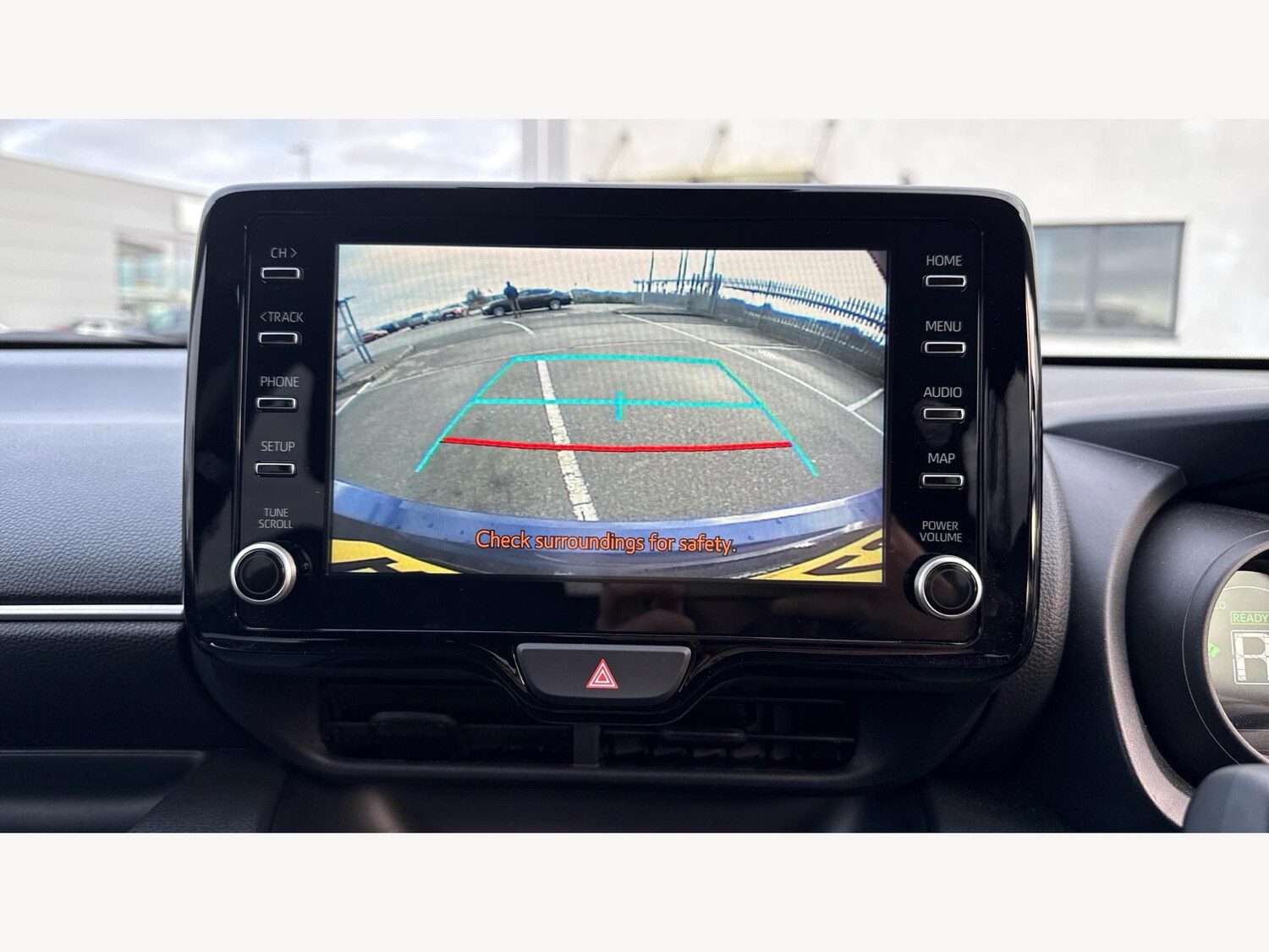 Used Toyota Yaris 2023 for sale - 76538505: Photo 28