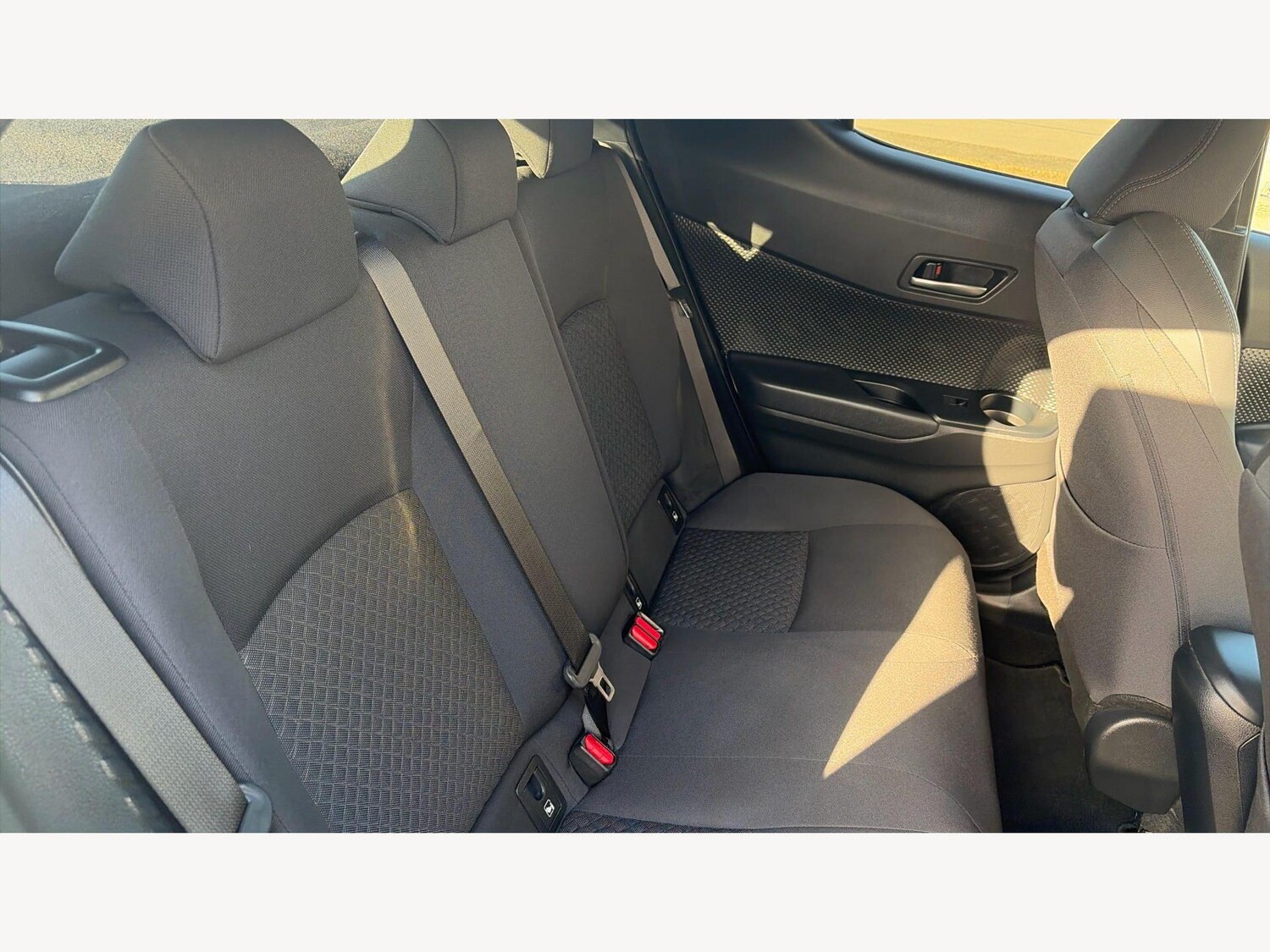 Used Toyota C-HR 2023 for sale - 77783077: Photo 14