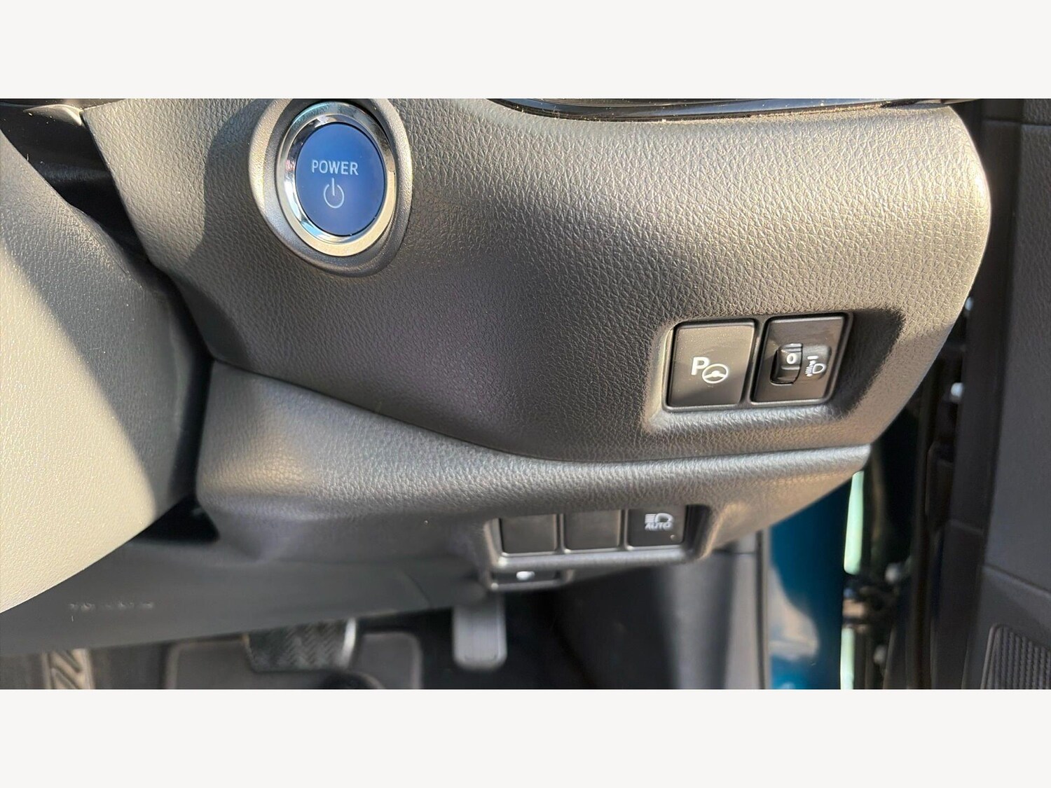 Used Toyota C-HR 2023 for sale - 77783077: Photo 30