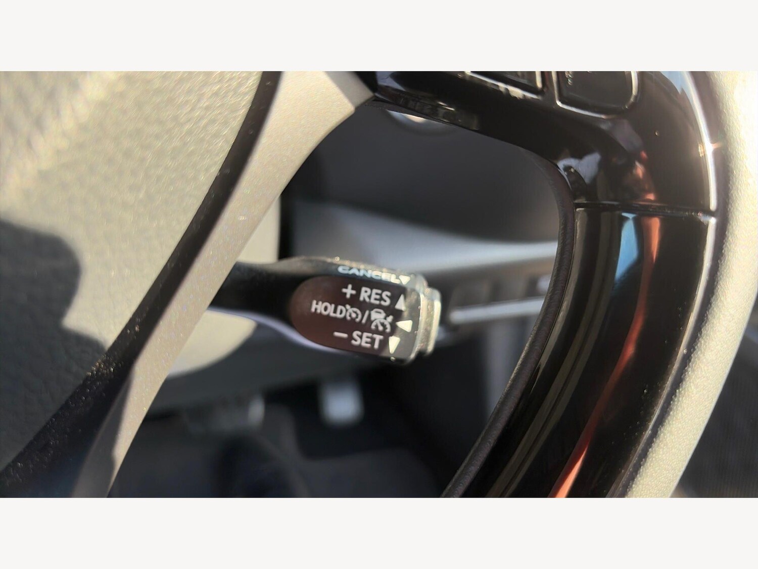 Used Toyota C-HR 2023 for sale - 77783077: Photo 31