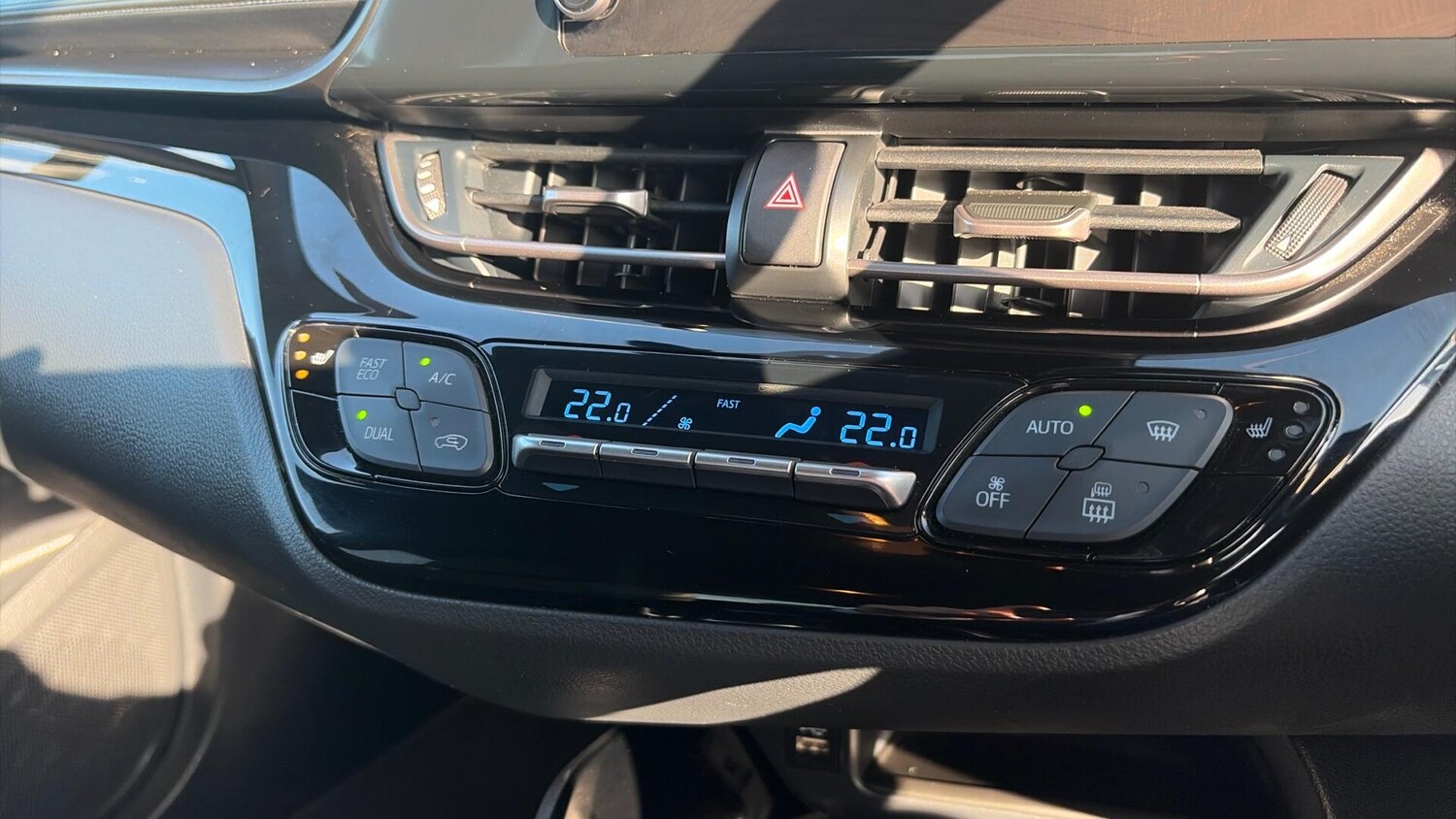 Used Toyota C-HR 2023 for sale - 77783077: Photo 36