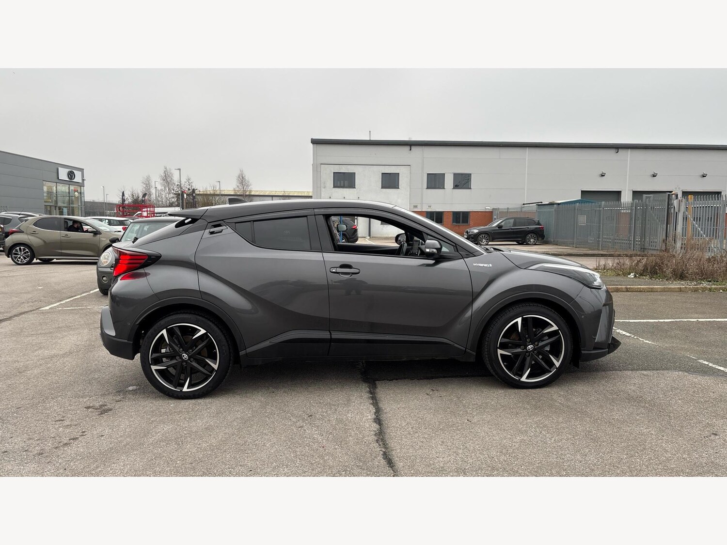 Used Toyota C-HR for sale - 77909233: Photo 18