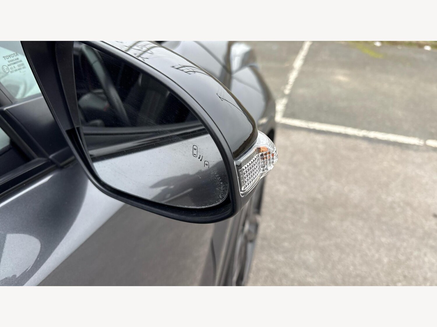 Used Toyota C-HR for sale - 77909233: Photo 30