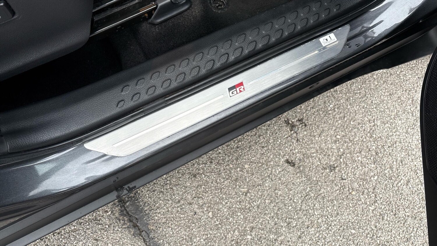 Used Toyota C-HR for sale - 77909233: Photo 37