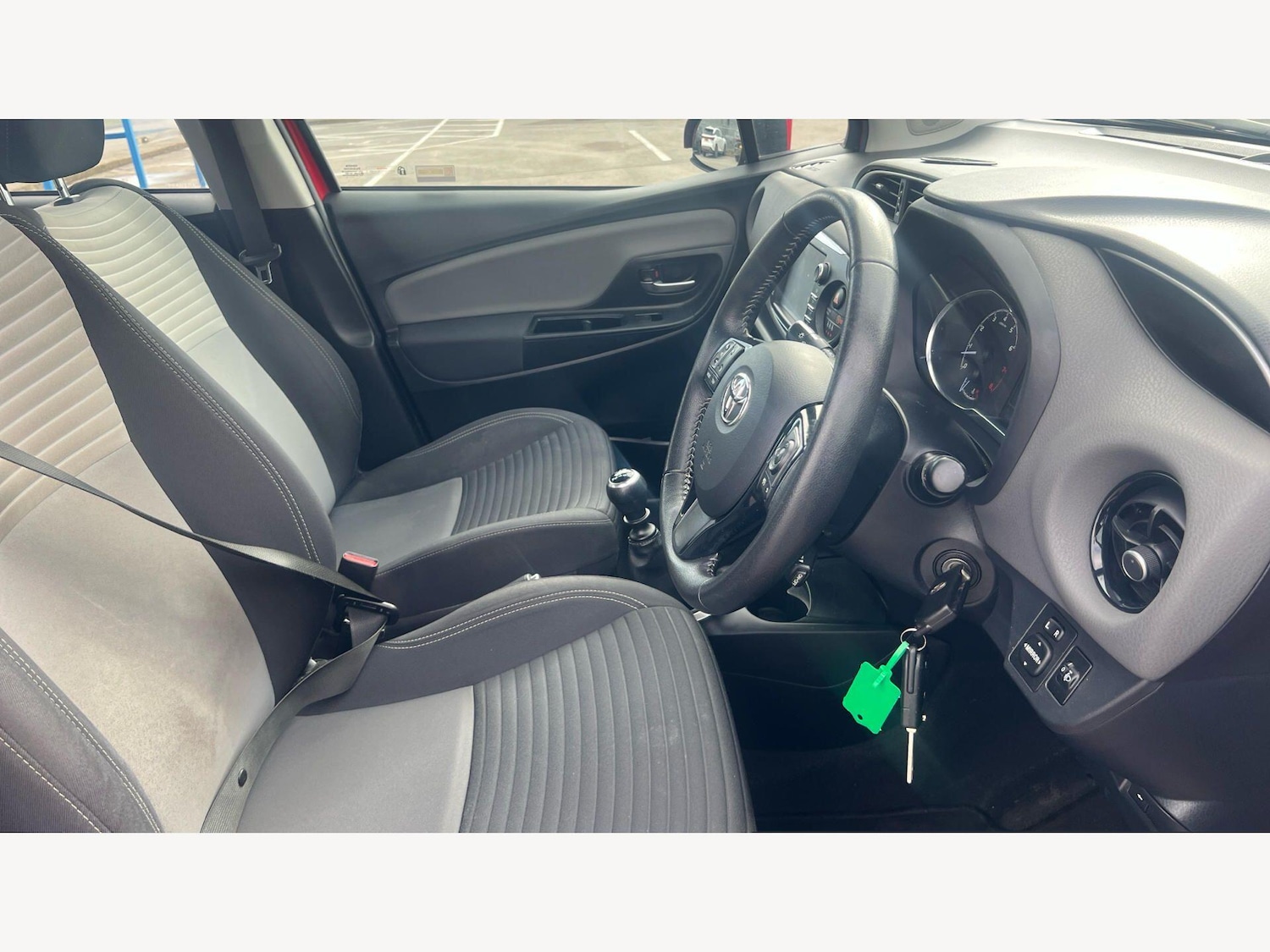 Used Toyota Yaris for sale - 78136121: Photo 13