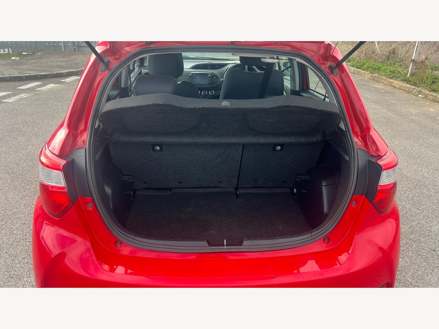 Used Toyota Yaris for sale - 78136121: Photo 16