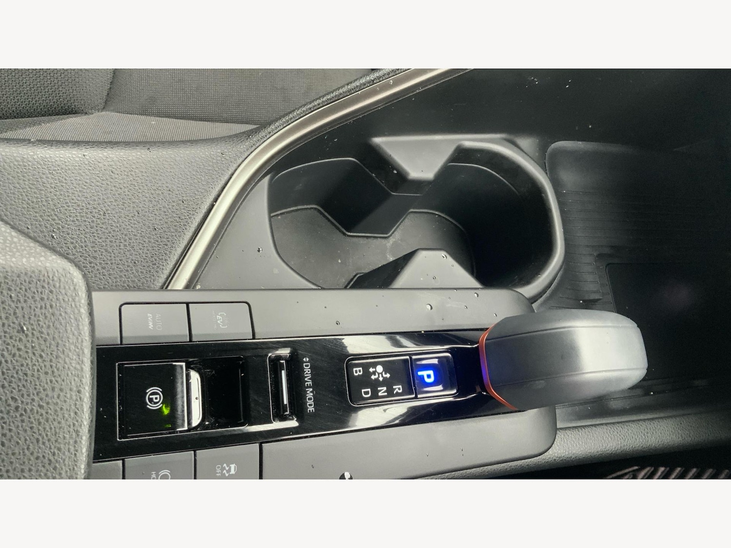 Used Toyota C-HR 2025 for sale - 76099049: Photo 25