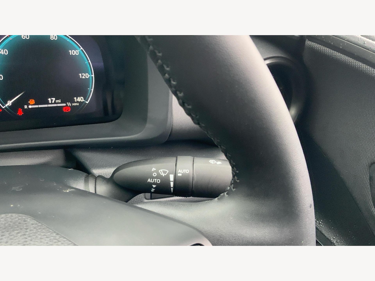 Used Toyota C-HR 2025 for sale - 76099049: Photo 28