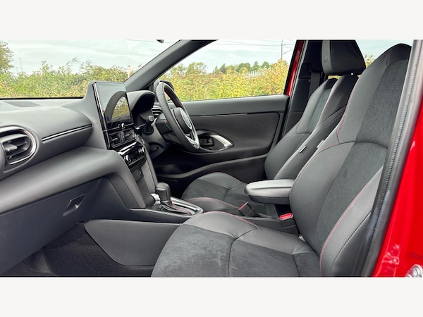 Used Toyota Yaris Cross 2025 for sale - 75634404: Photo 12