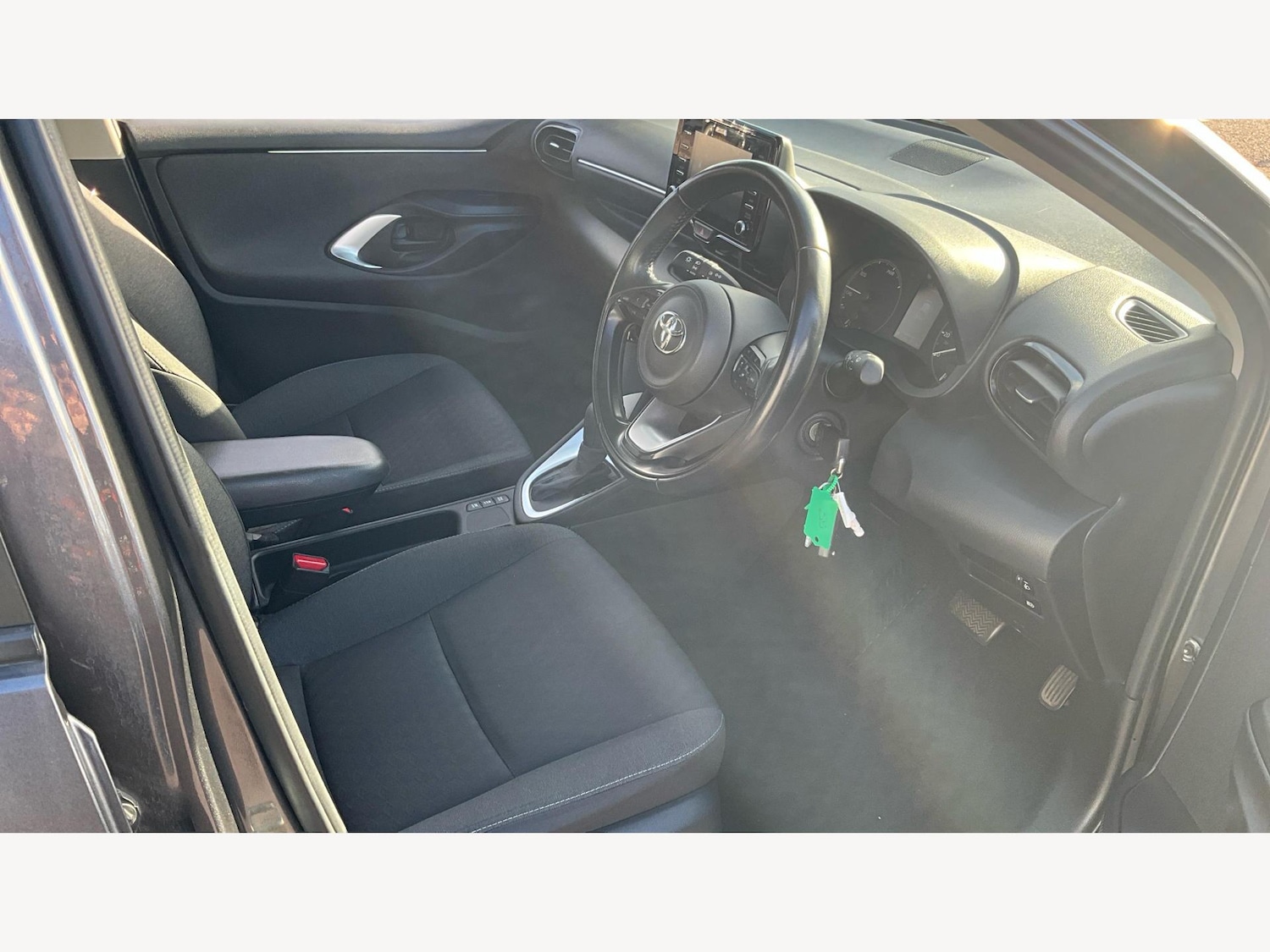 Used Toyota Yaris 2022 for sale - 76592877: Photo 13