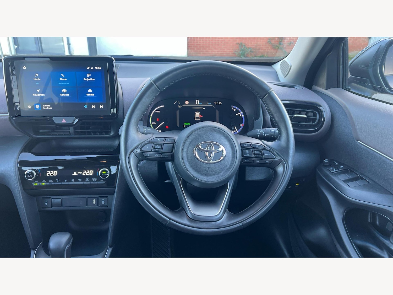 Used Toyota Yaris Cross 2024 for sale - 76942430: Photo 10