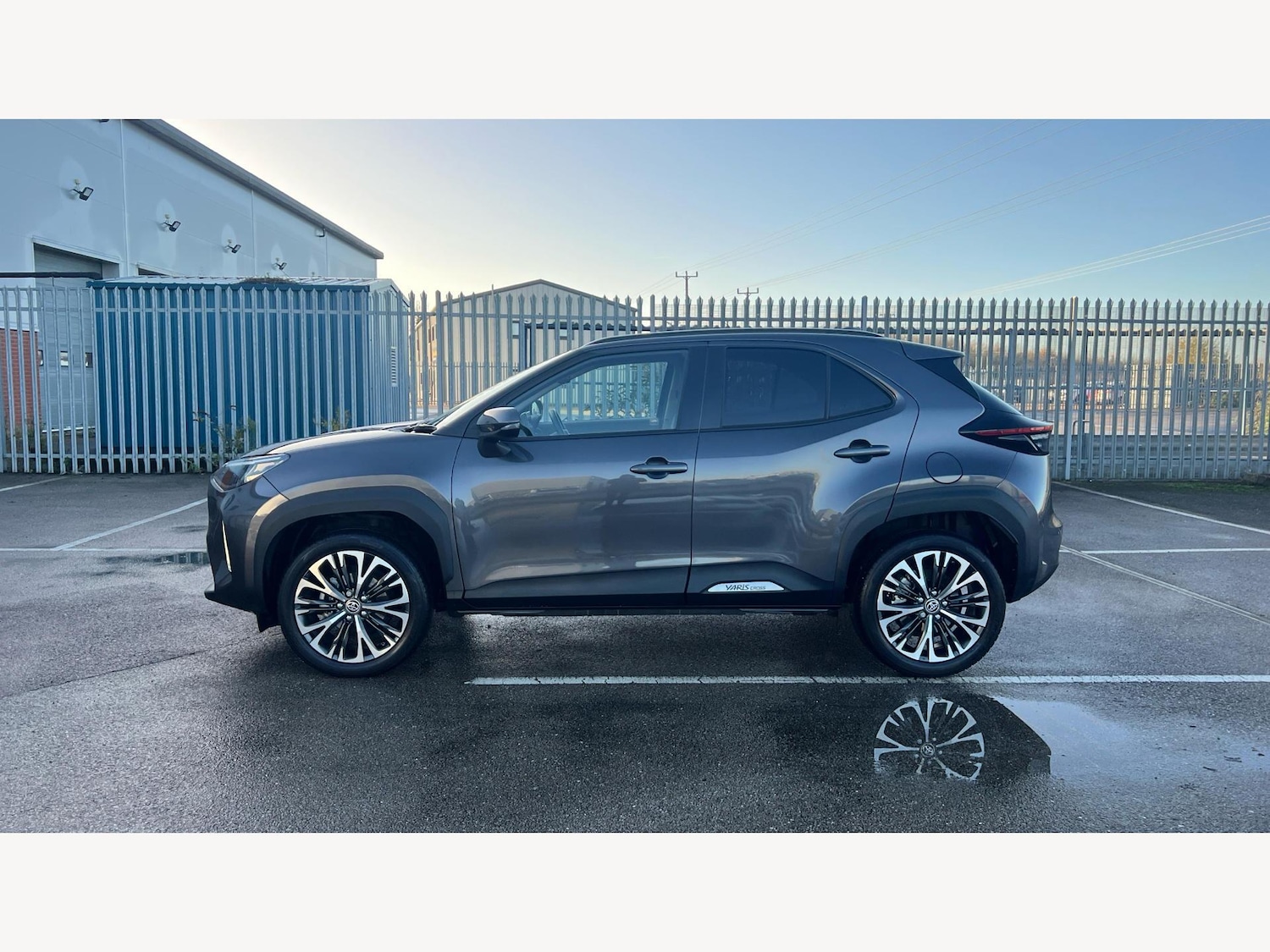 Used Toyota Yaris Cross 2024 for sale - 76942430: Photo 19