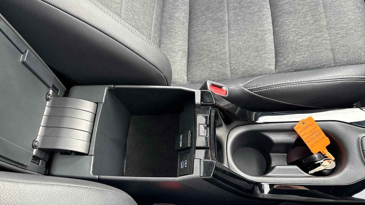 Used Toyota Corolla 2022 for sale - 76572096: Photo 41