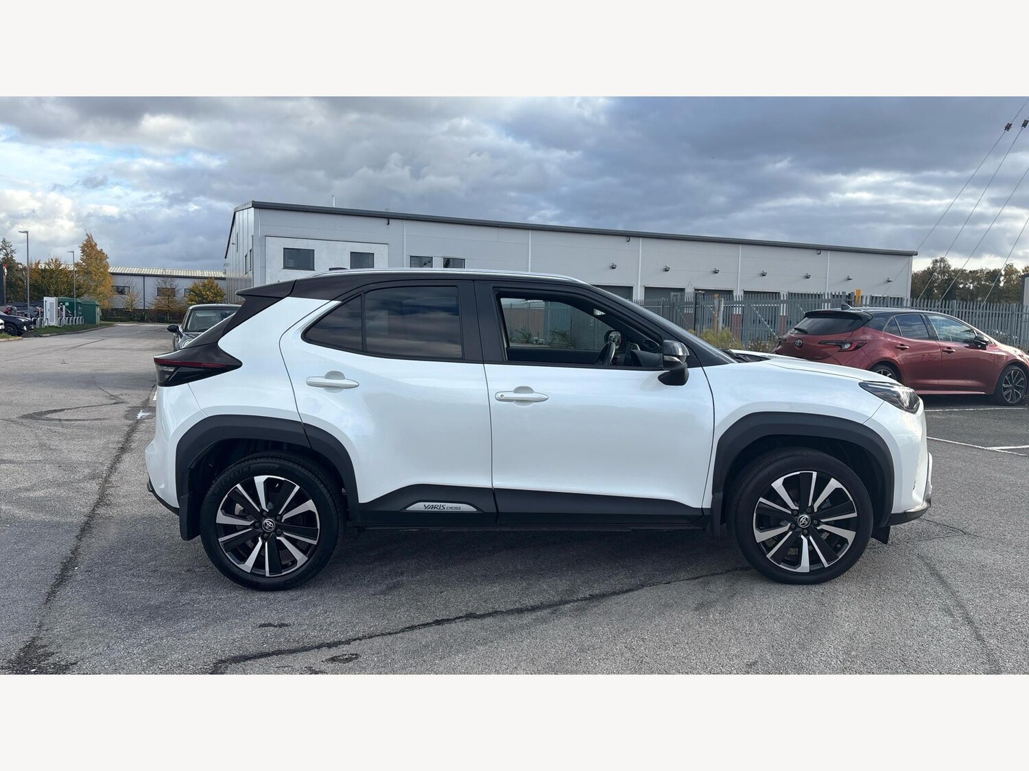 Used Toyota Yaris Cross 2022 for sale - 76537698: Photo 18