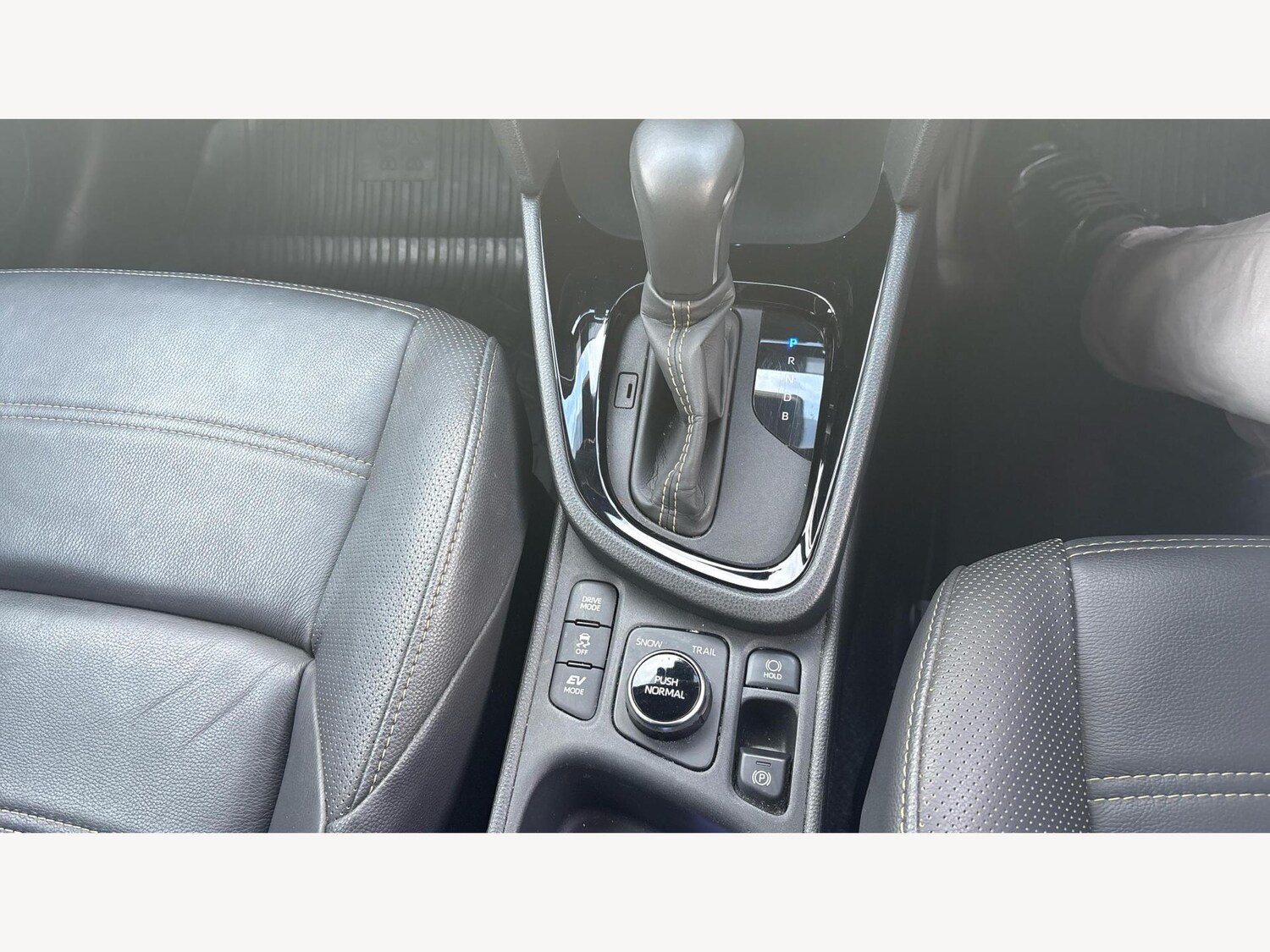 Used Toyota Yaris Cross 2022 for sale - 76537698: Photo 27