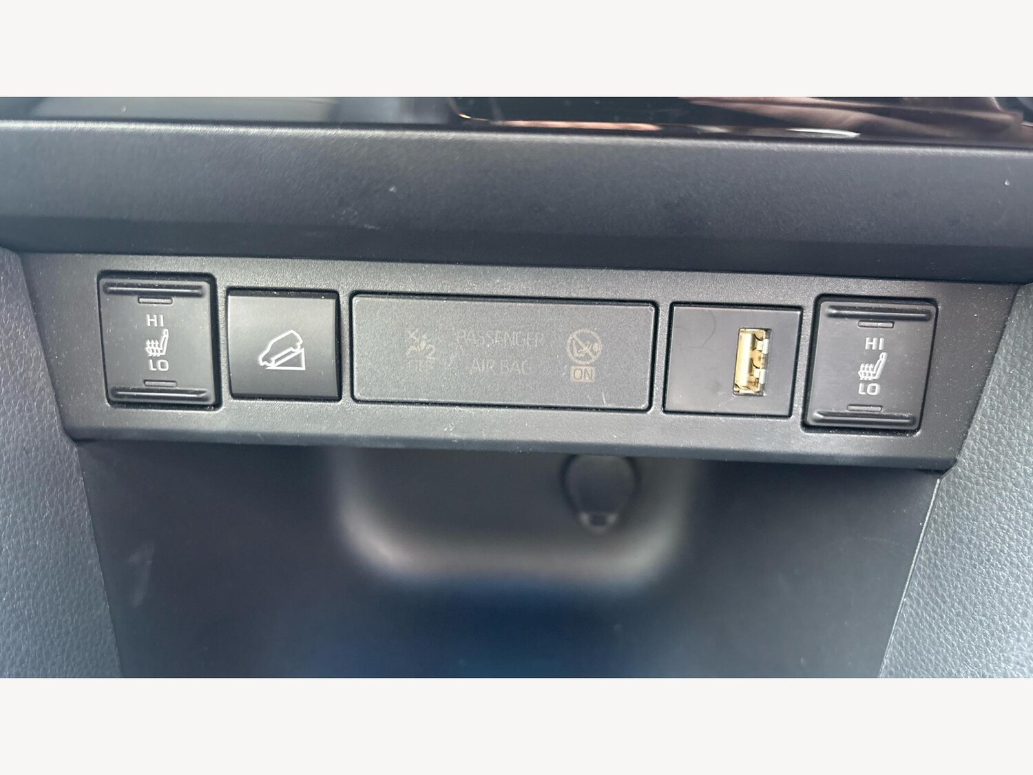 Used Toyota Yaris Cross 2022 for sale - 76537698: Photo 28