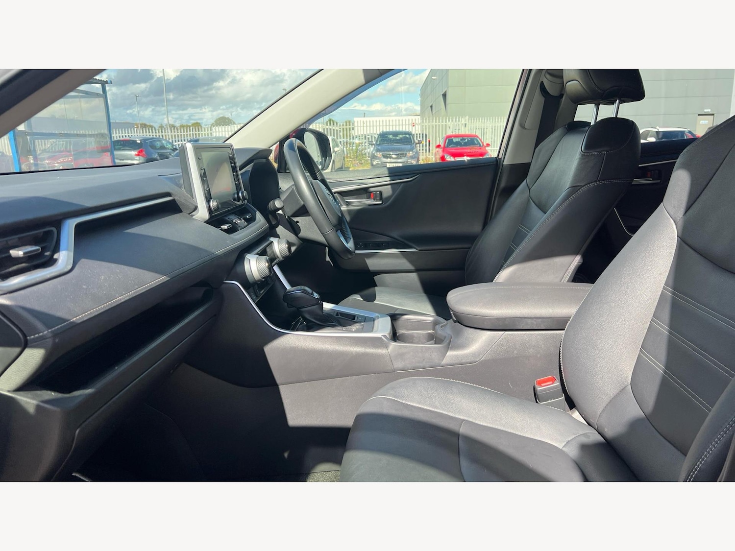 Used Toyota RAV4 2022 for sale - 76936146: Photo 12