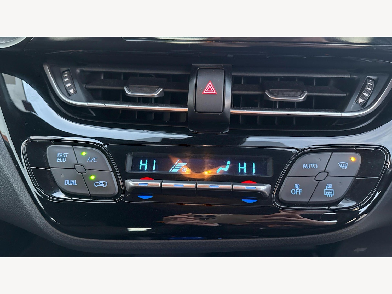 Used Toyota C-HR for sale - 77704631: Photo 26