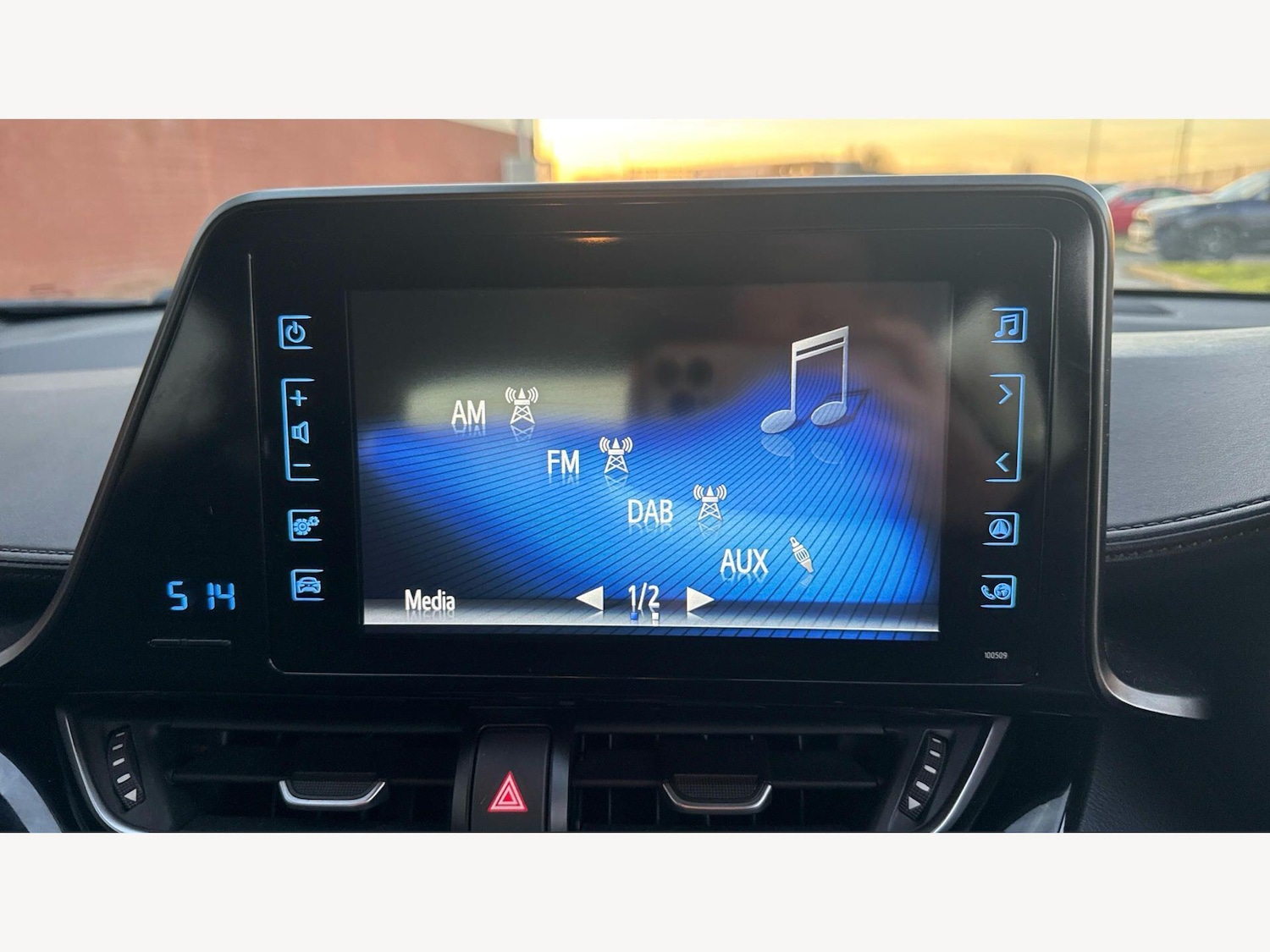 Used Toyota C-HR for sale - 77704631: Photo 27