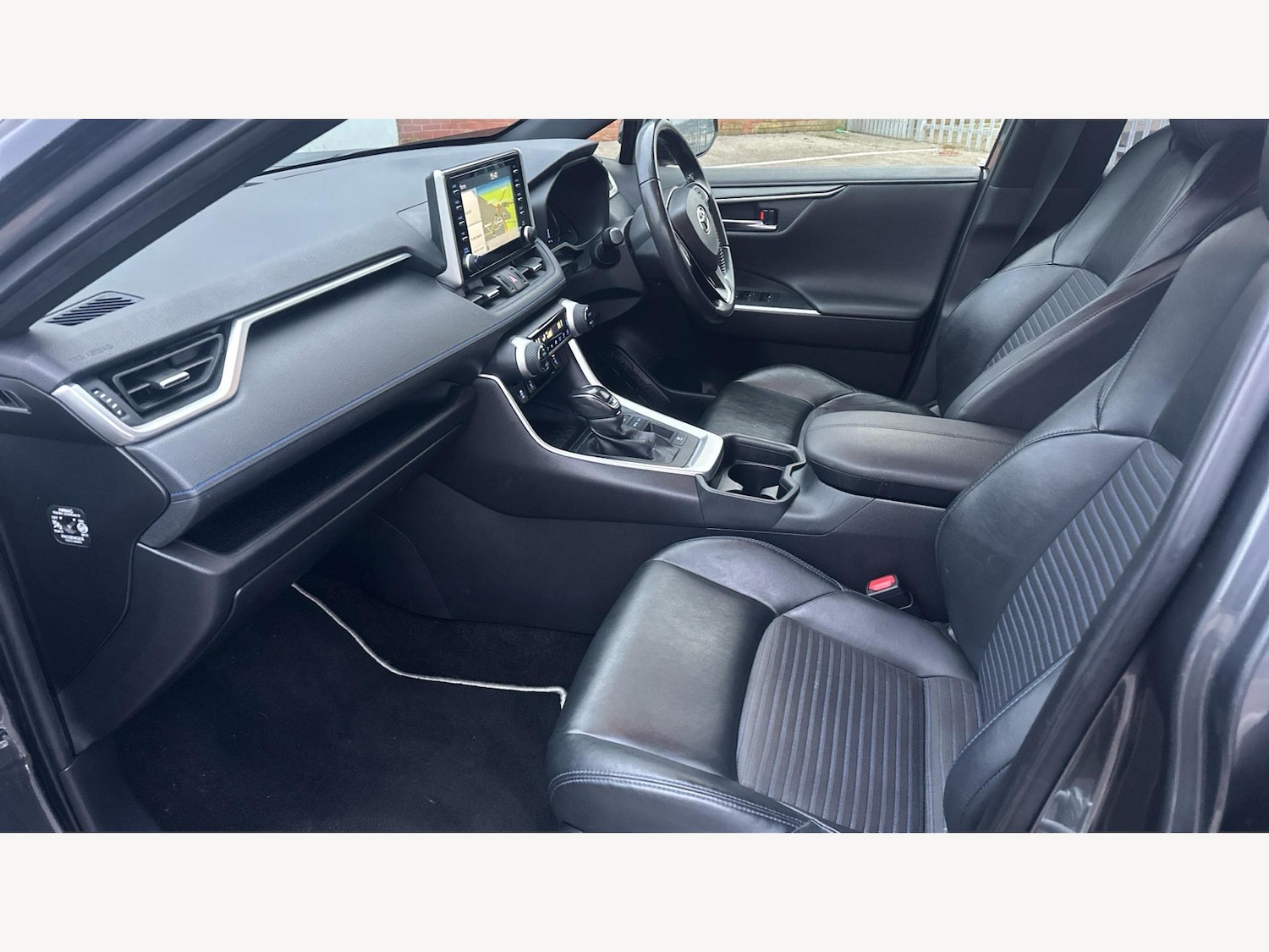 Used Toyota RAV4 2021 for sale - 77343792: Photo 12