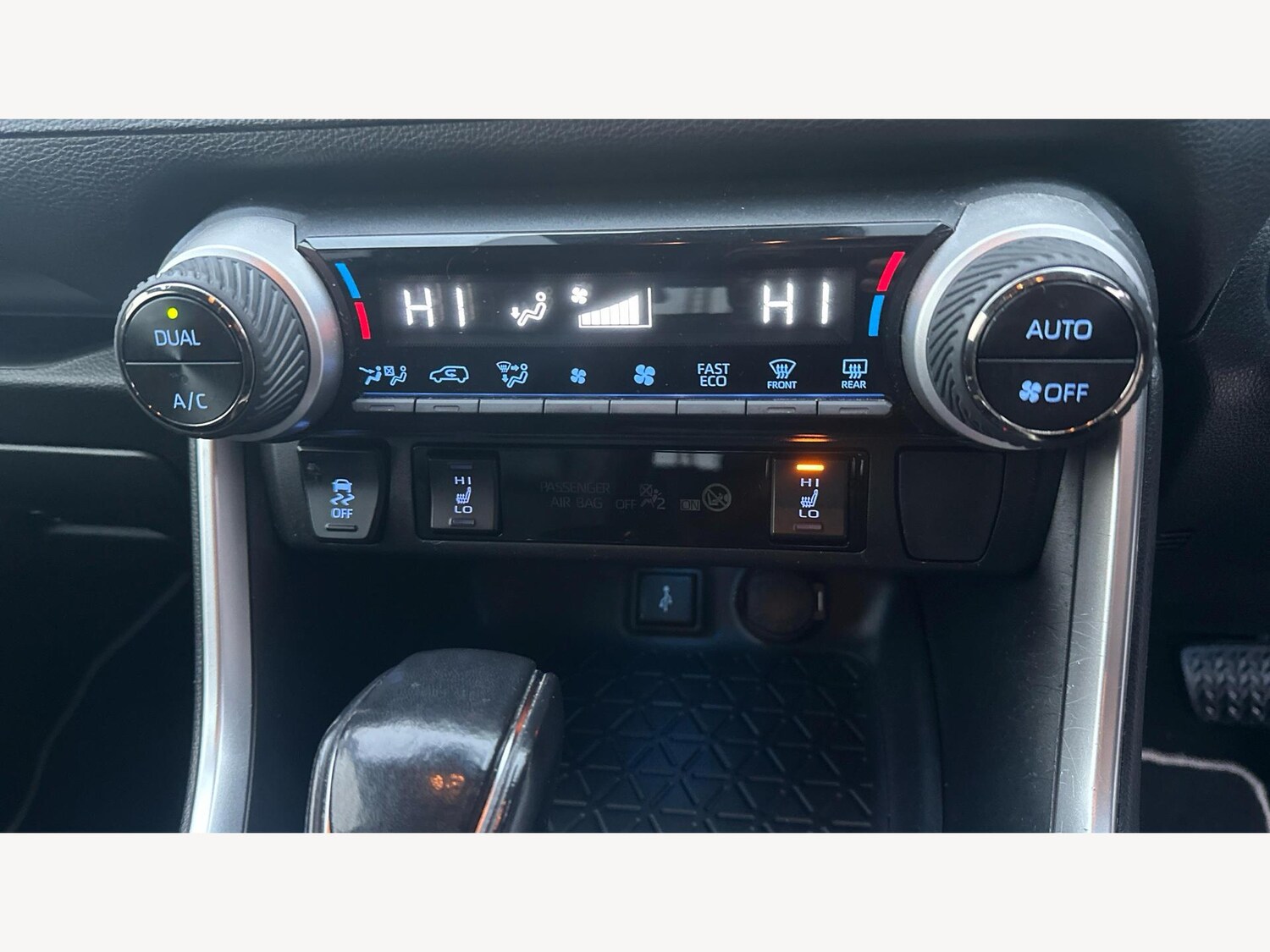 Used Toyota RAV4 2021 for sale - 77343792: Photo 27