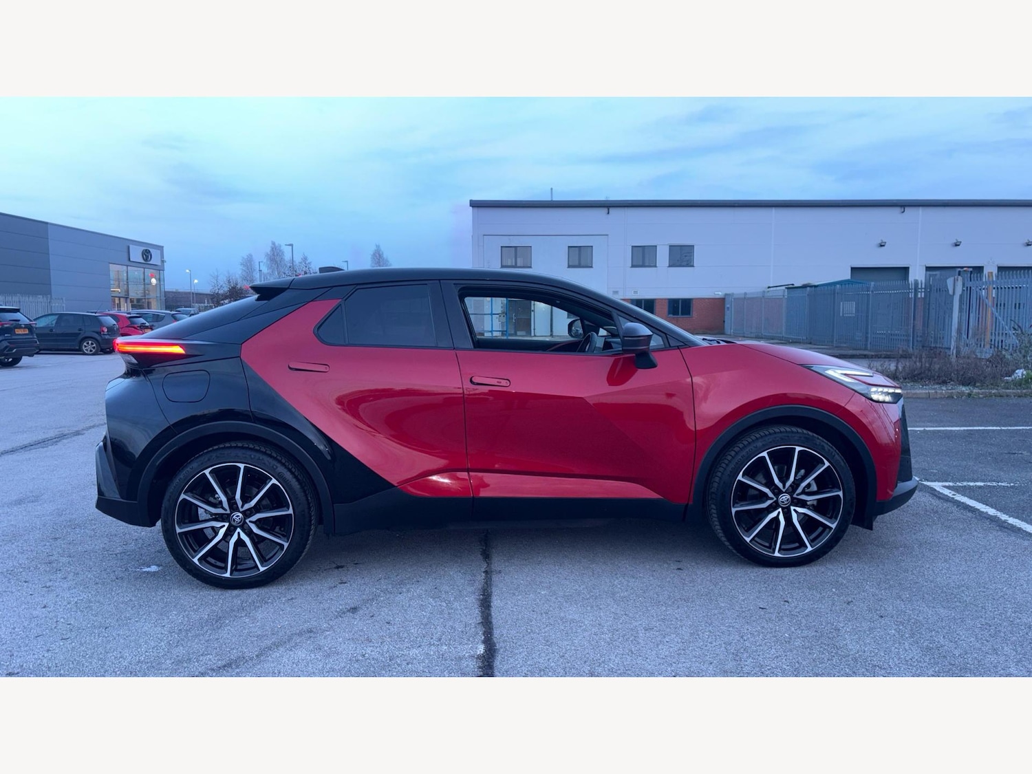 Used Toyota C-HR 2024 for sale - 78020478: Photo 18