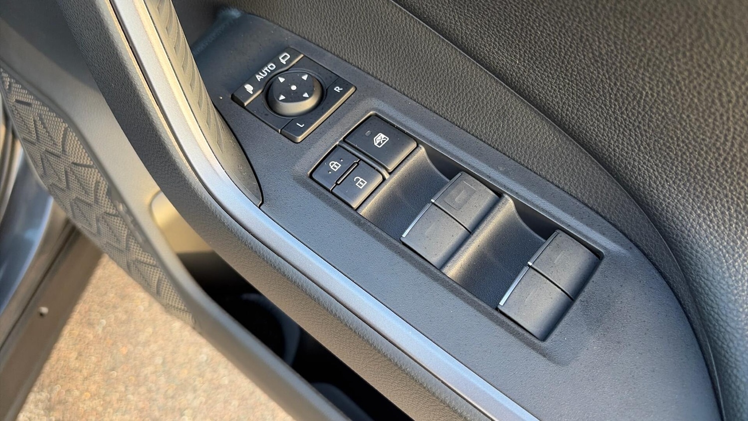 Used Toyota RAV4 2025 for sale - 77683954: Photo 34