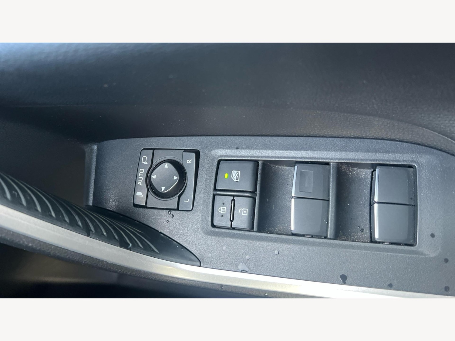 Used Toyota RAV4 2020 for sale - 77098171: Photo 23