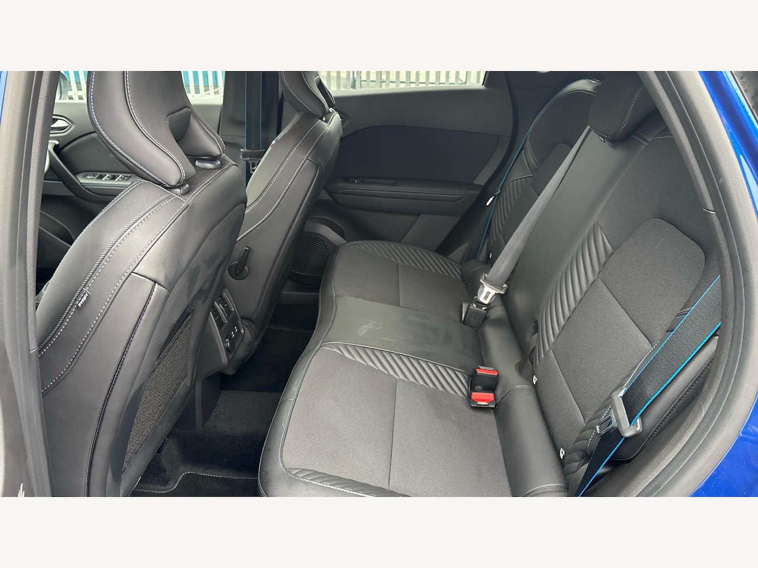 Used Renault Captur 2024 for sale - 77411876: Photo 15