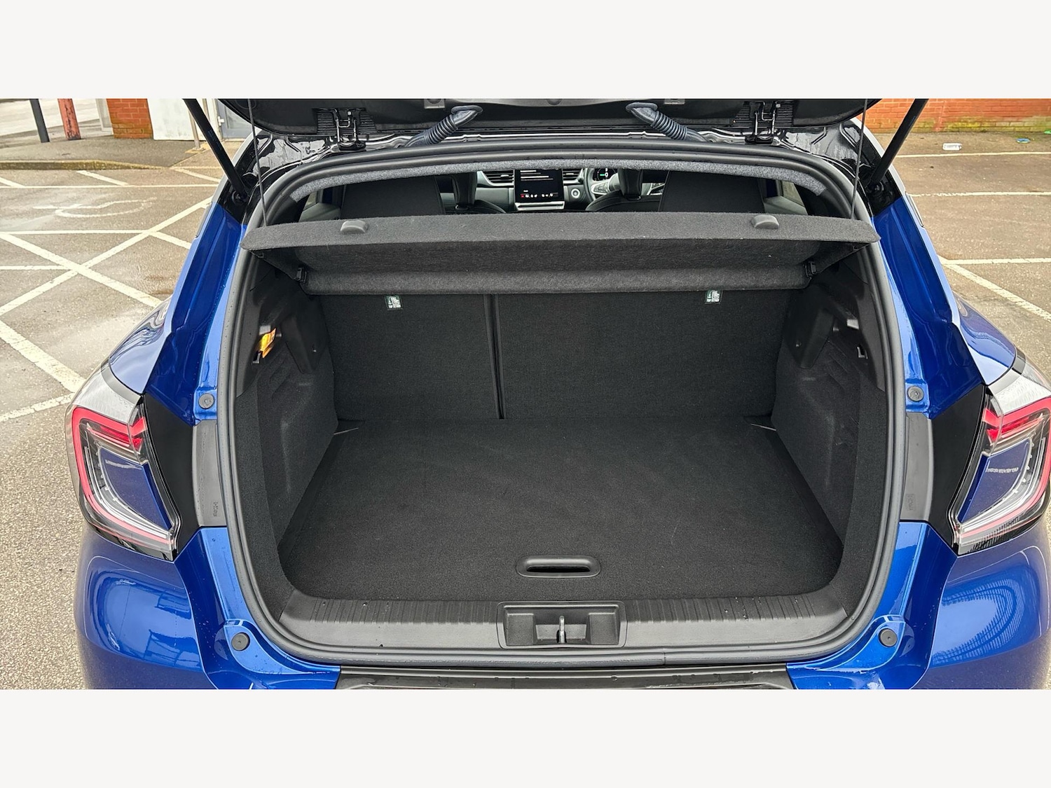 Used Renault Captur 2024 for sale - 77411876: Photo 16