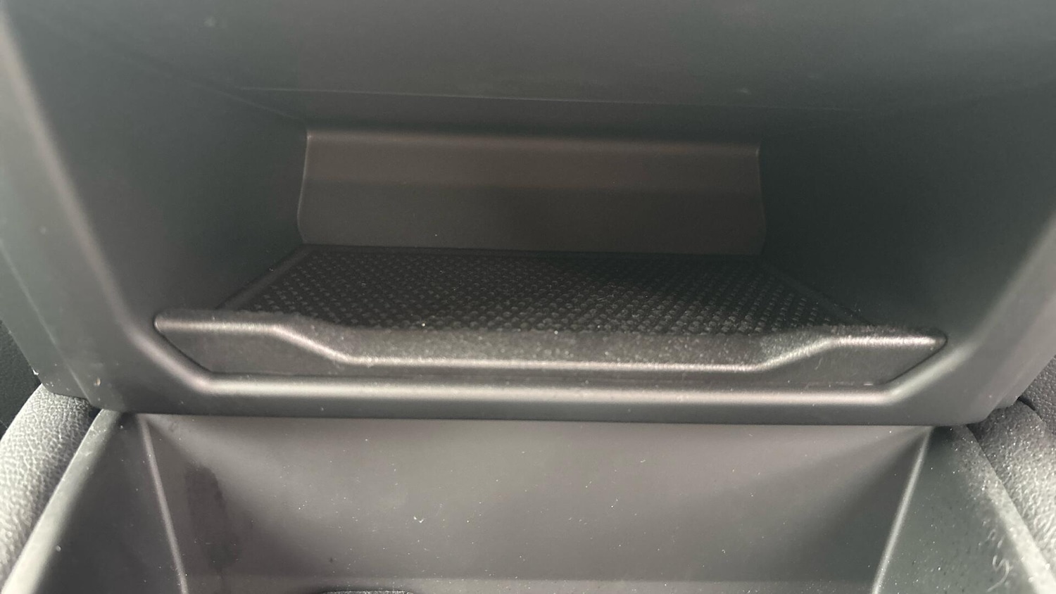 Used Renault Captur 2024 for sale - 77411876: Photo 37