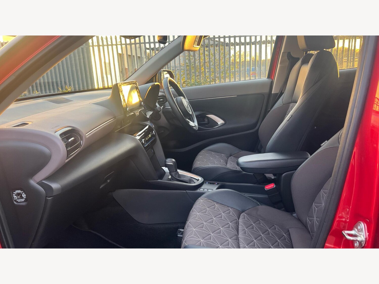 Used Toyota Yaris Cross 2024 for sale - 76539165: Photo 12