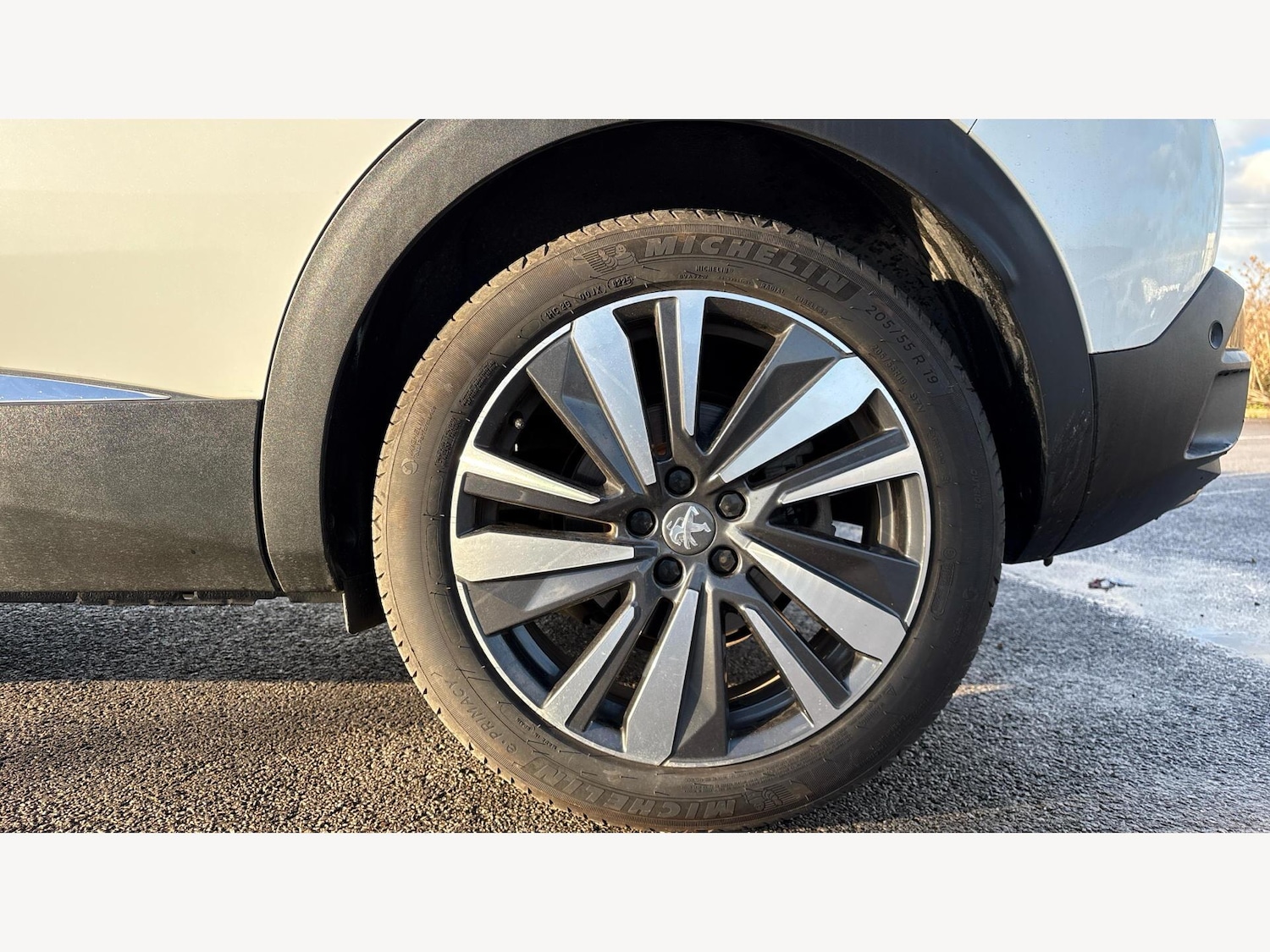 Used Peugeot 3008 2020 for sale - 77120694: Photo 20