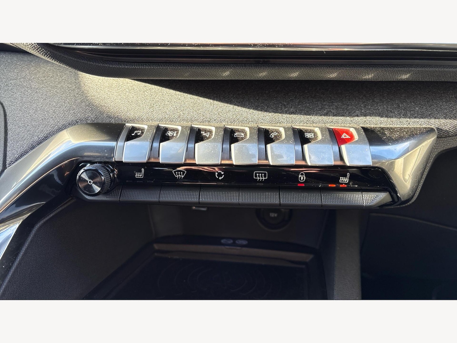 Used Peugeot 3008 2020 for sale - 77120694: Photo 26