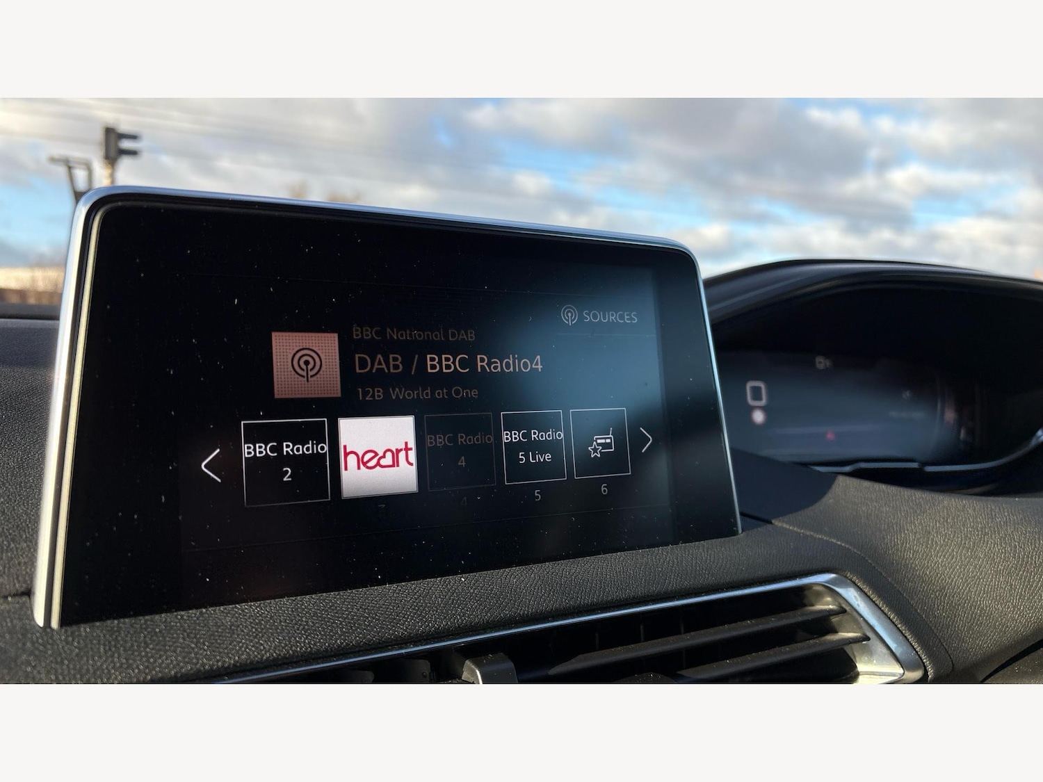 Used Peugeot 3008 2020 for sale - 77120694: Photo 9