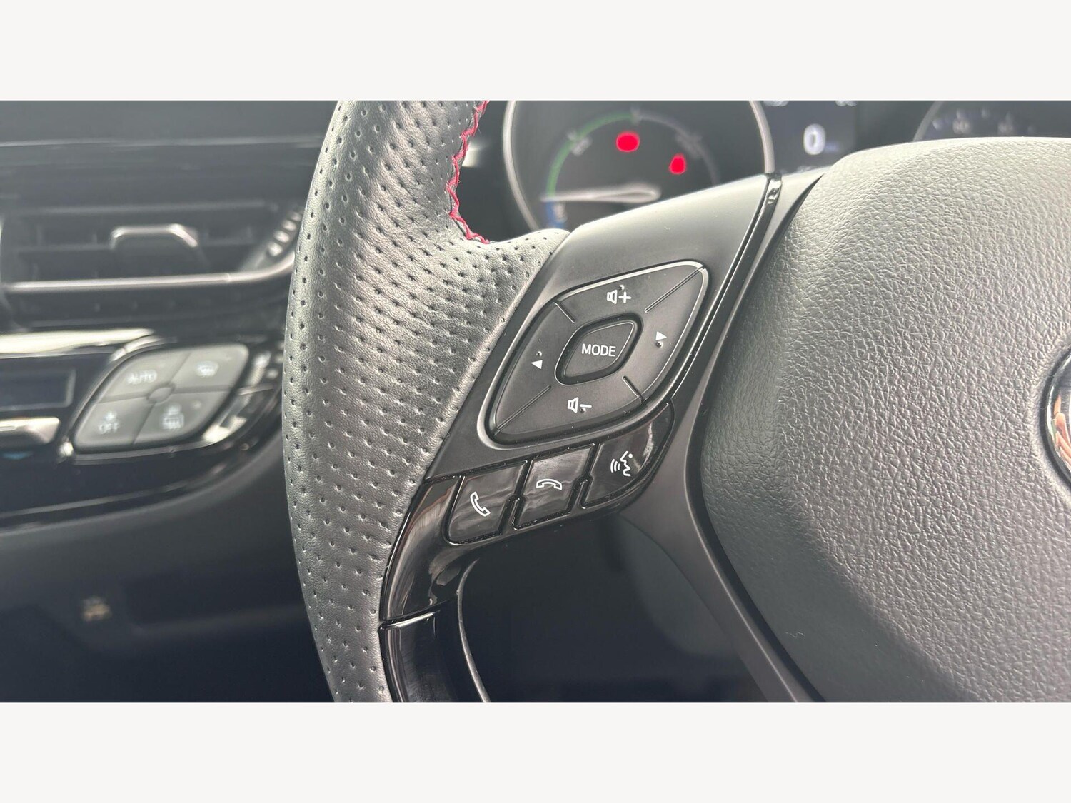 Used Toyota C-HR 2023 for sale - 77908906: Photo 29