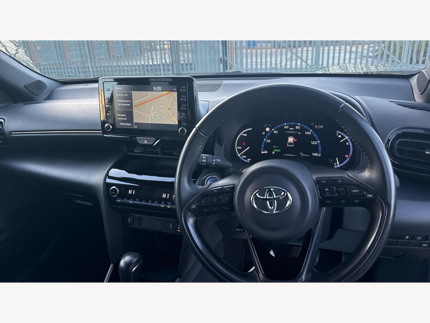 Used Toyota Yaris Cross 2022 for sale - 77060116: Photo 8