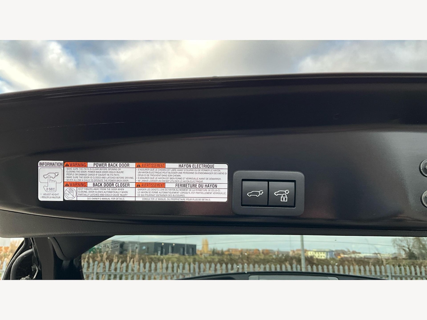 Used Toyota Yaris Cross 2024 for sale - 77057329: Photo 27