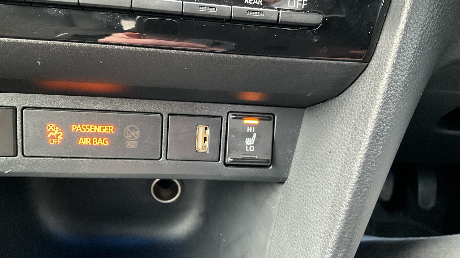 Used Toyota Yaris Cross 2024 for sale - 77057329: Photo 37