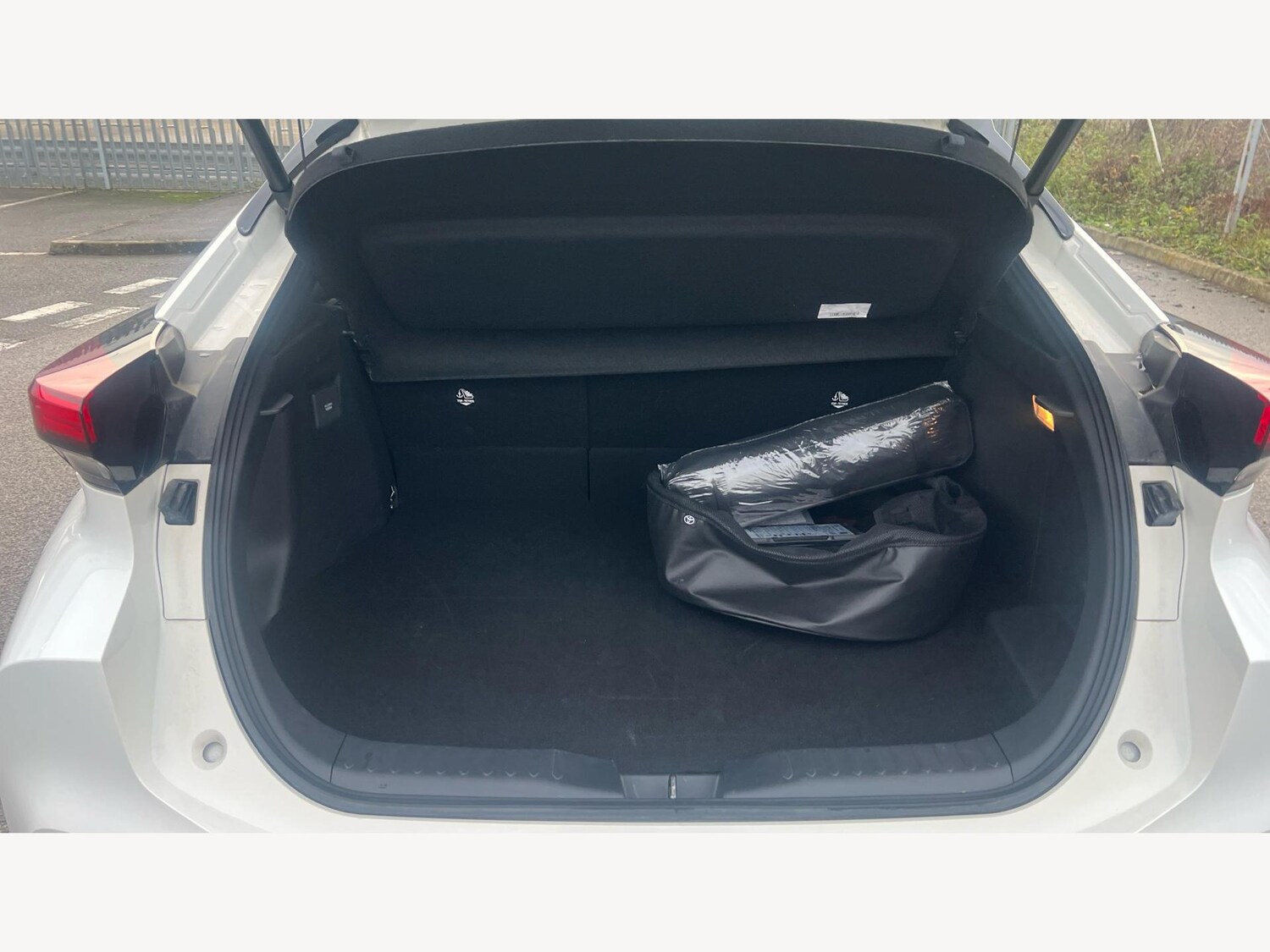 Used Toyota C-HR 2024 for sale - 77344703: Photo 16