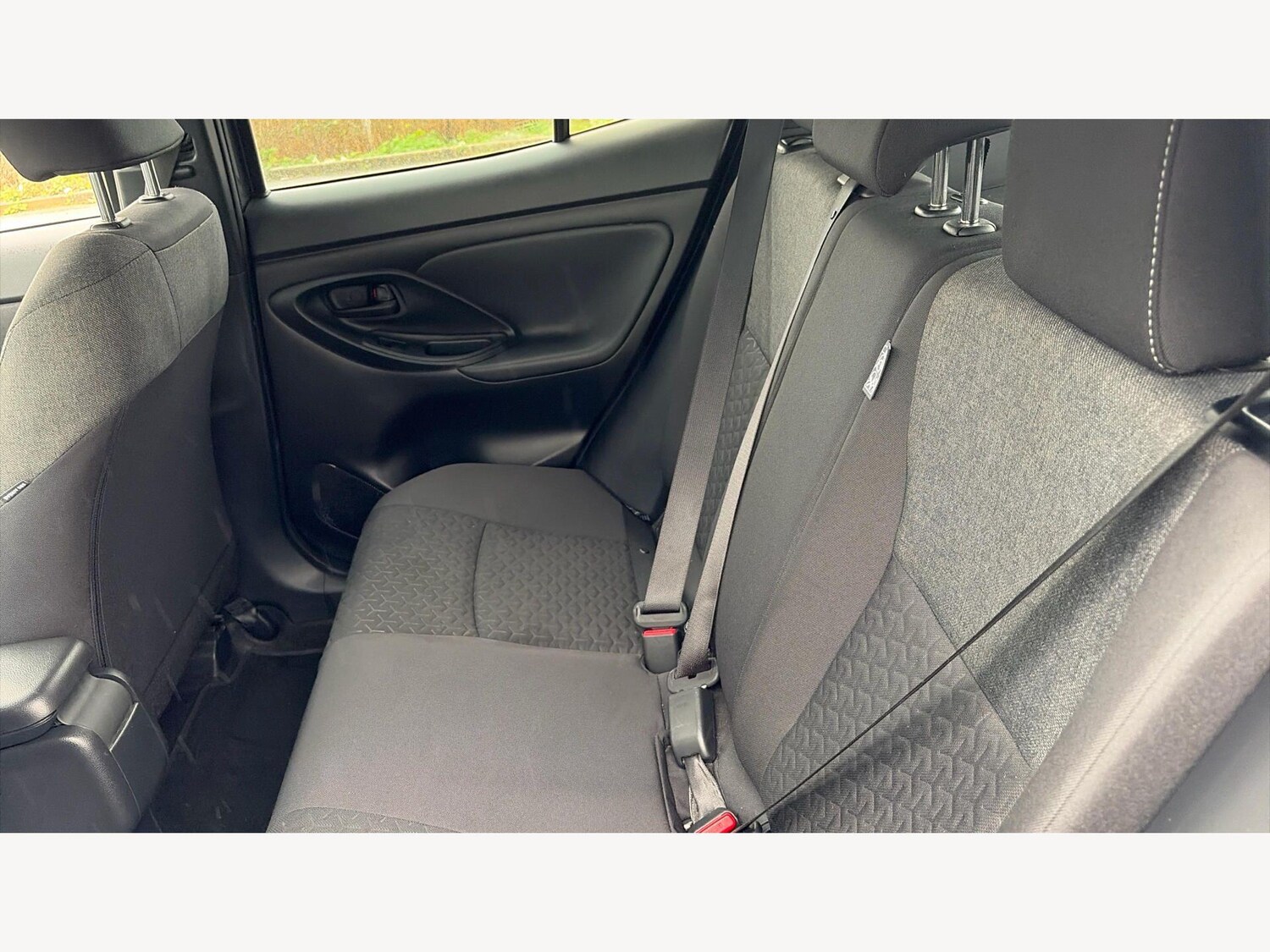 Used Toyota Yaris Cross 2023 for sale - 77799399: Photo 15