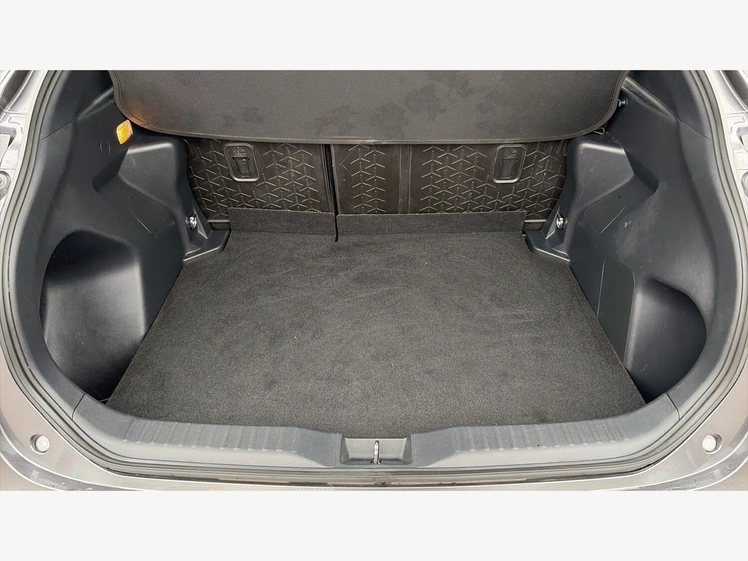 Used Toyota Yaris Cross 2023 for sale - 77799399: Photo 16