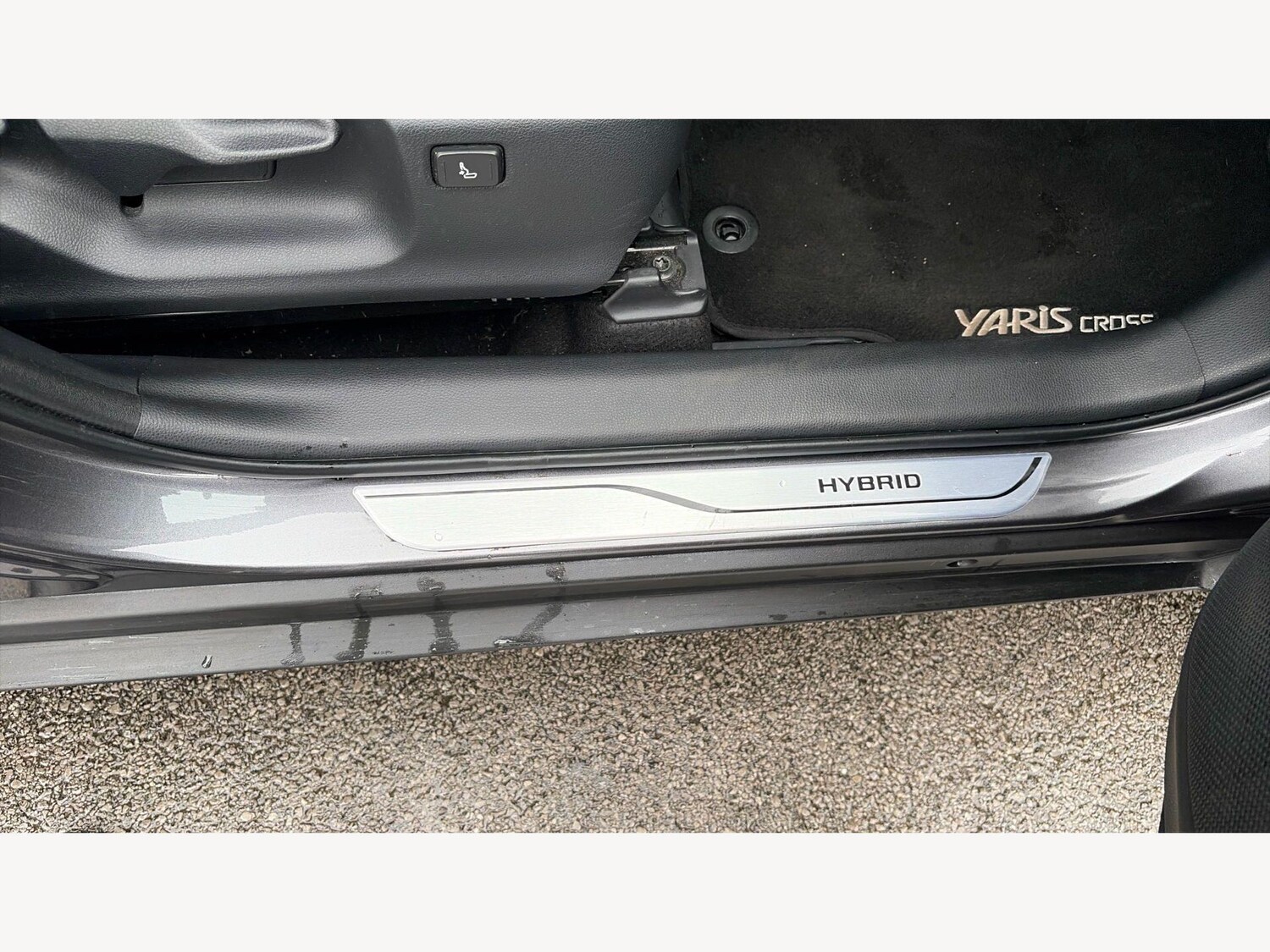 Used Toyota Yaris Cross 2023 for sale - 77799399: Photo 29