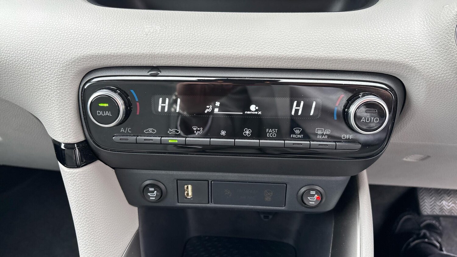 Used Toyota Yaris 2023 for sale - 76457994: Photo 42