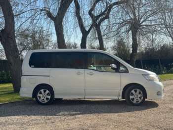 Used Nissan Serena 2010 for sale - 73966006: Photo