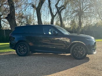 Used Land Rover Range Rover Sport 2024 for sale - 75693279: Photo