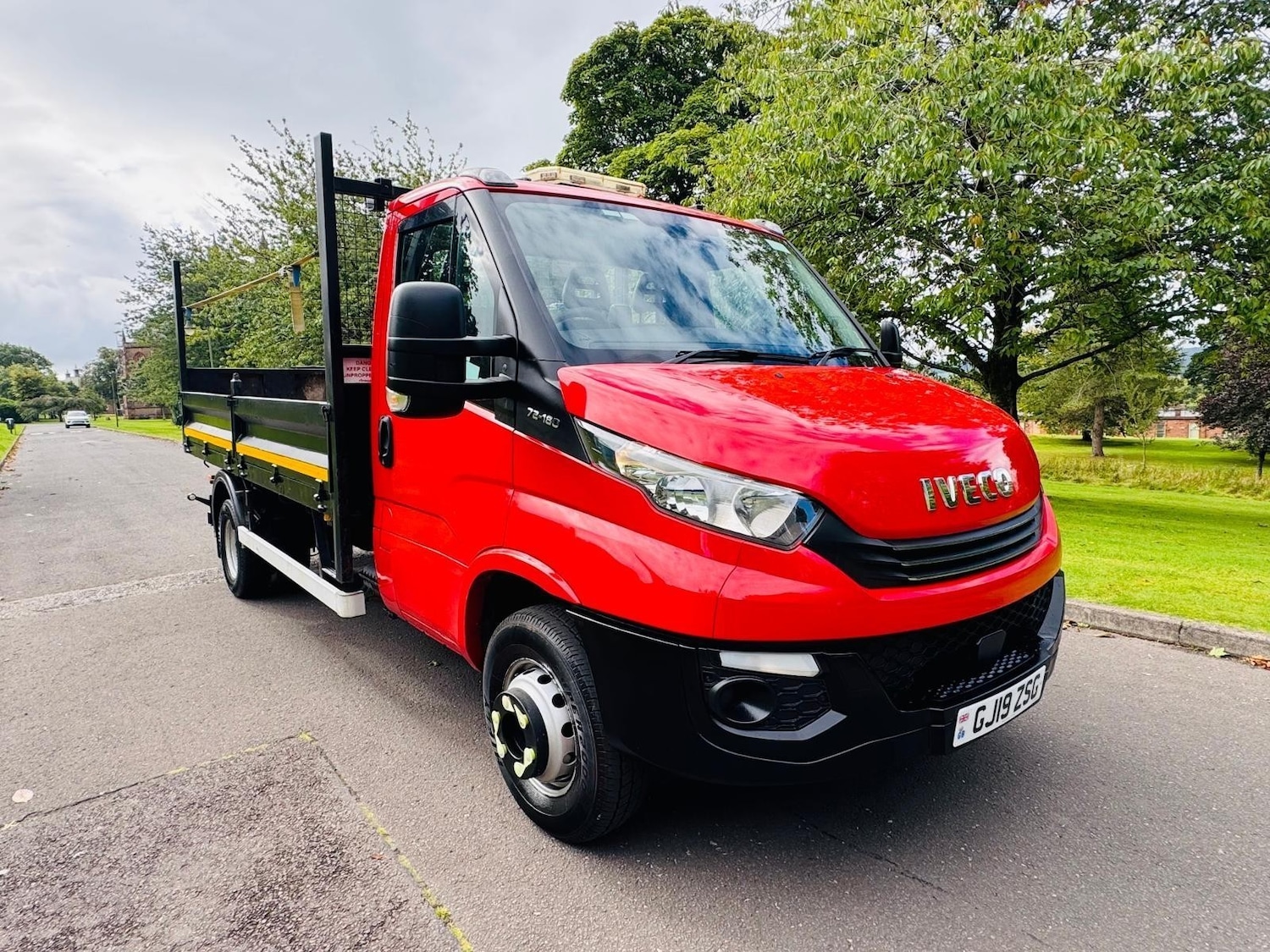 Used Iveco Daily 2019 for sale - 76652809: Photo 2