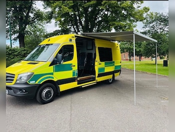 Mercedes-Benz Sprinter feature image