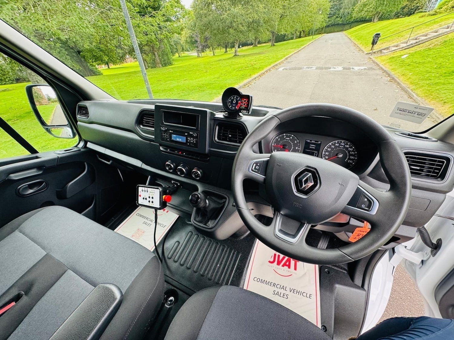 Used Renault Other 2024 for sale - 76652806: Photo 16