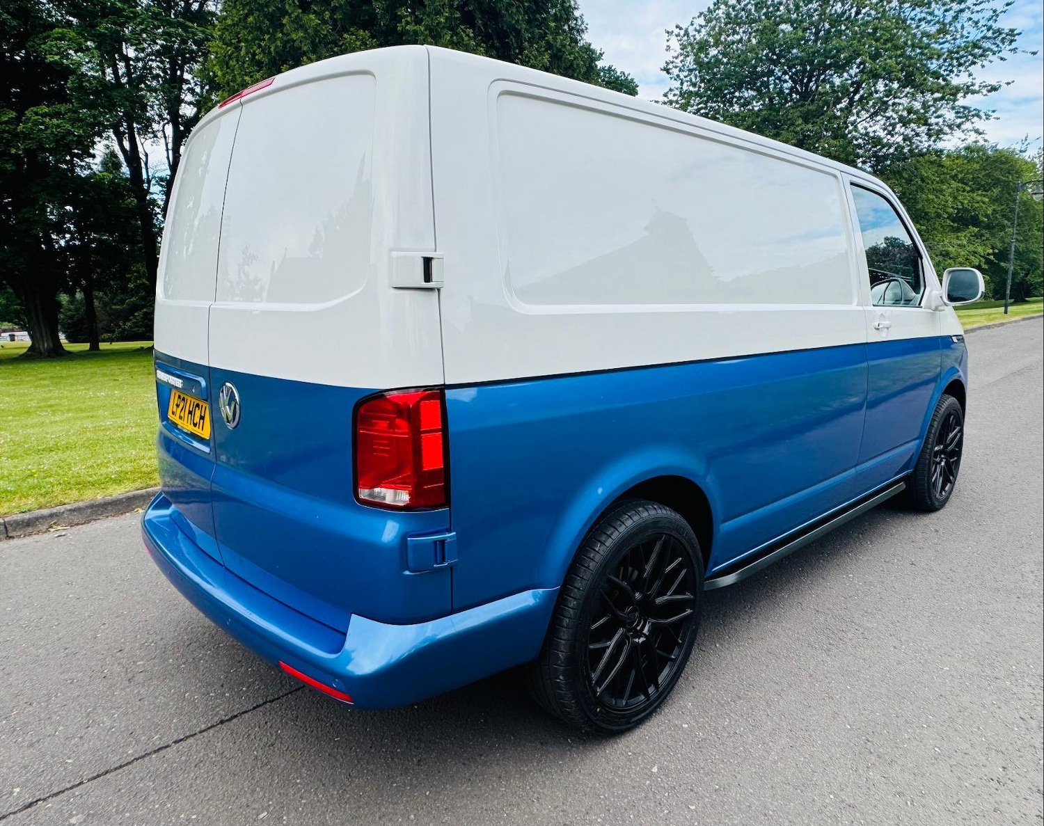 Used Volkswagen Transporter 2021 for sale - 76652803: Photo 4